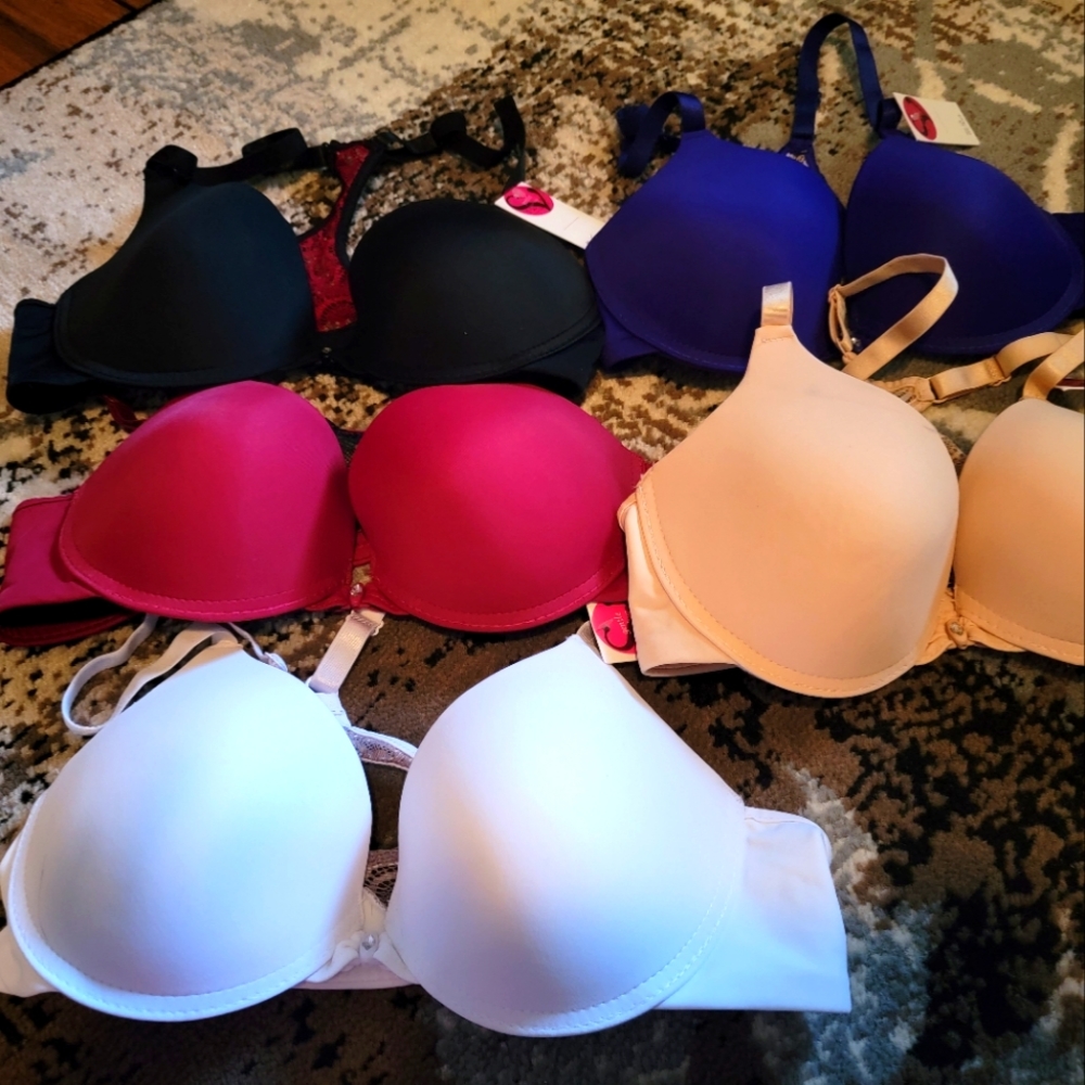 Lot of 5 brand new front closure bras